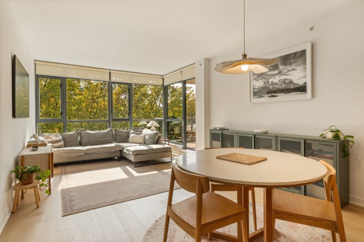 Photo 7 at 403 - 750 W 12th Avenue, Fairview VW, Vancouver West
