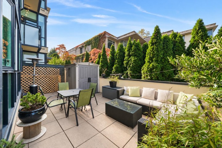 Photo 2 at 109 - 2515 Ontario Street, Mount Pleasant VW, Vancouver West