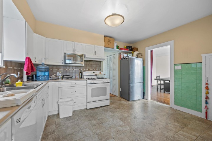 Photo 5 at 3579 W 18th Avenue, Dunbar, Vancouver West