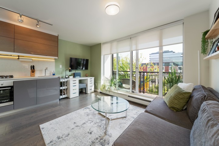 Photo 1 at 511 - 189 Keefer Street, Downtown VE, Vancouver East