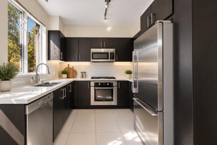 Photo 13 at 117 - 3133 Riverwalk Avenue, South Marine, Vancouver East