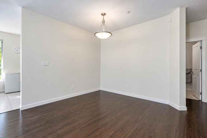 Photo 8 at 117 - 3133 Riverwalk Avenue, South Marine, Vancouver East