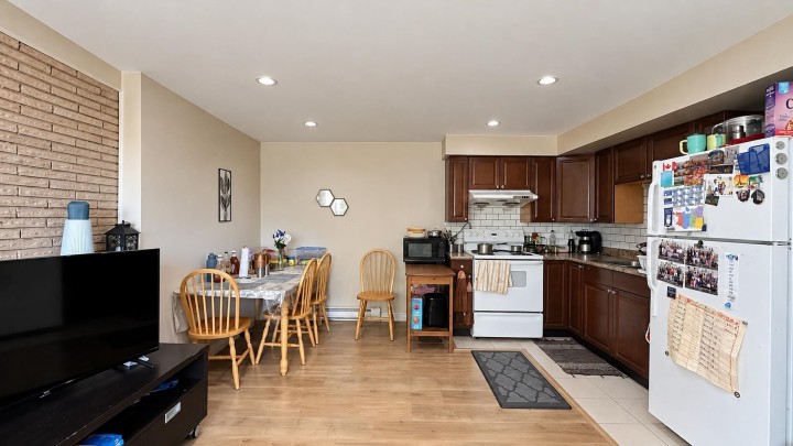 Photo 22 at 7590 Fraser Street, South Vancouver, Vancouver East
