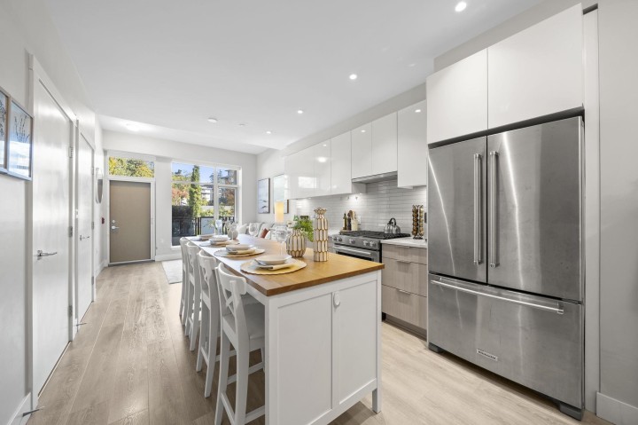 Photo 18 at 101 - 3588 Sawmill Crescent, South Marine, Vancouver East