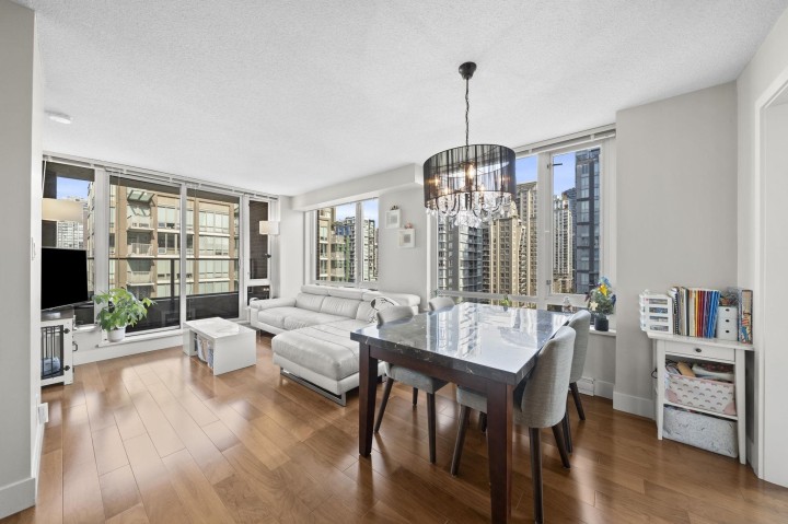 Photo 6 at 1506 - 1088 Richards Street, Yaletown, Vancouver West