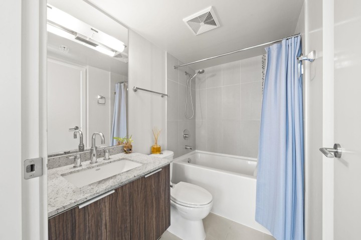Photo 13 at 1506 - 1088 Richards Street, Yaletown, Vancouver West