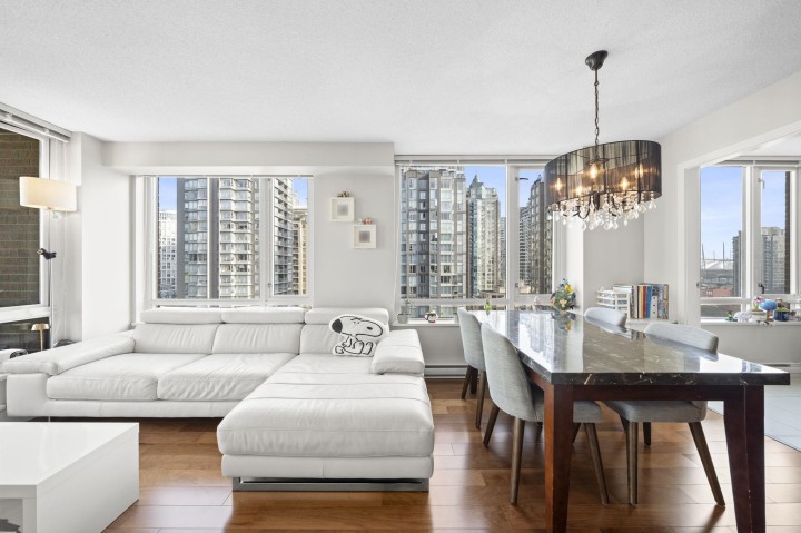 Photo 3 at 1506 - 1088 Richards Street, Yaletown, Vancouver West