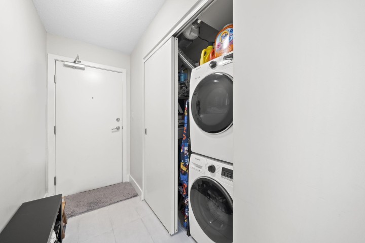 Photo 18 at 1506 - 1088 Richards Street, Yaletown, Vancouver West
