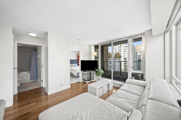 Photo 4 at 1506 - 1088 Richards Street, Yaletown, Vancouver West