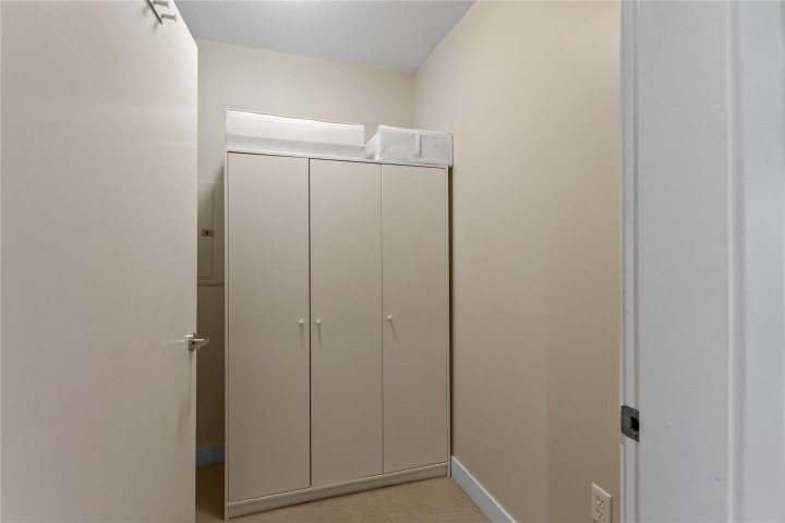 Photo 16 at 308 - 1833 Crowe Street, False Creek, Vancouver West