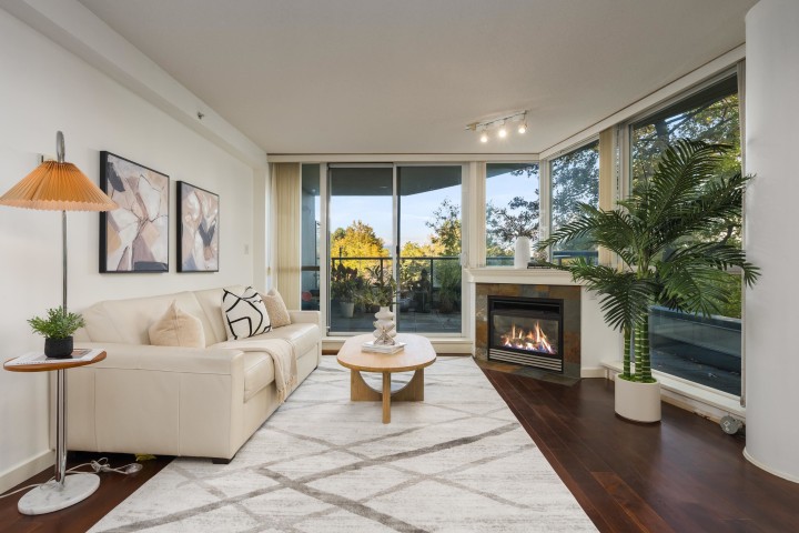 Photo 1 at 204 - 1485 W 6th Avenue, False Creek, Vancouver West