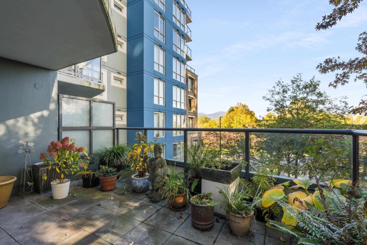 Photo 25 at 204 - 1485 W 6th Avenue, False Creek, Vancouver West
