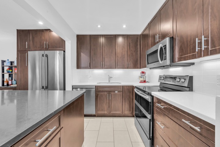 Photo 10 at 106 - 1082 W 8th Avenue, Fairview VW, Vancouver West