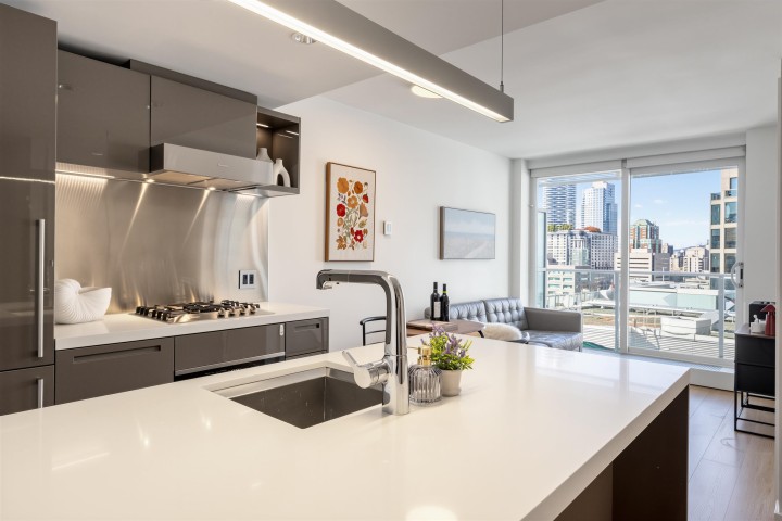 Photo 19 at 1902 - 777 Richards Street, Downtown VW, Vancouver West