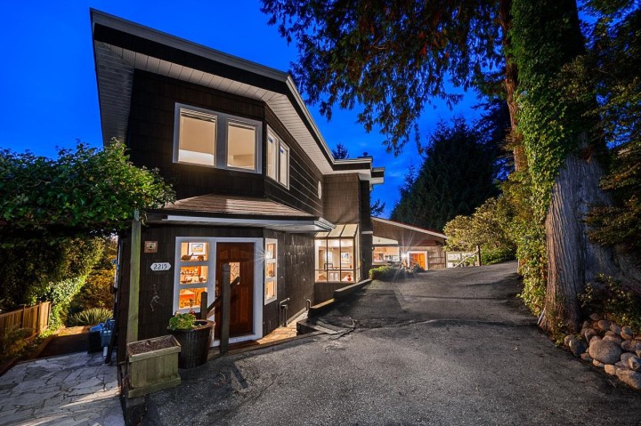 Photo 26 at 2215 Chairlift Road, Chelsea Park, West Vancouver