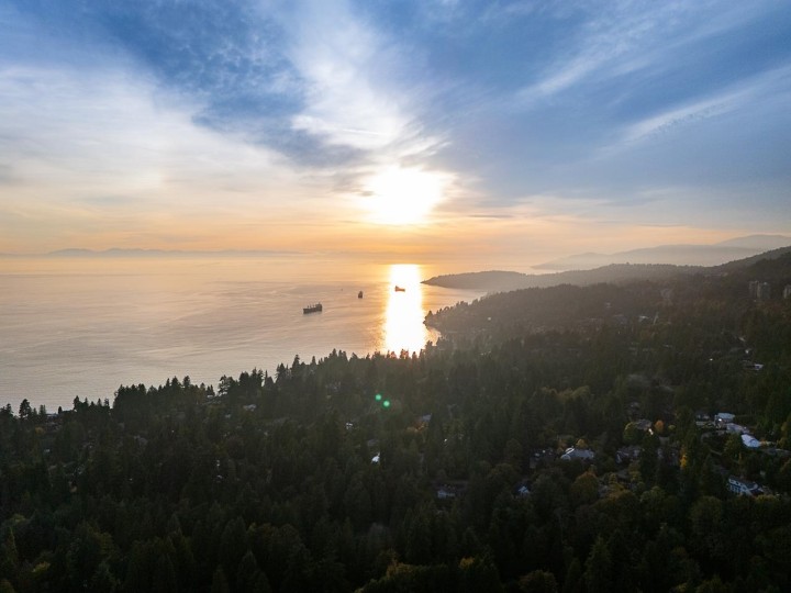Photo 37 at 2215 Chairlift Road, Chelsea Park, West Vancouver