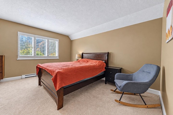Photo 22 at 4707 Meadfeild Road, Caulfeild, West Vancouver