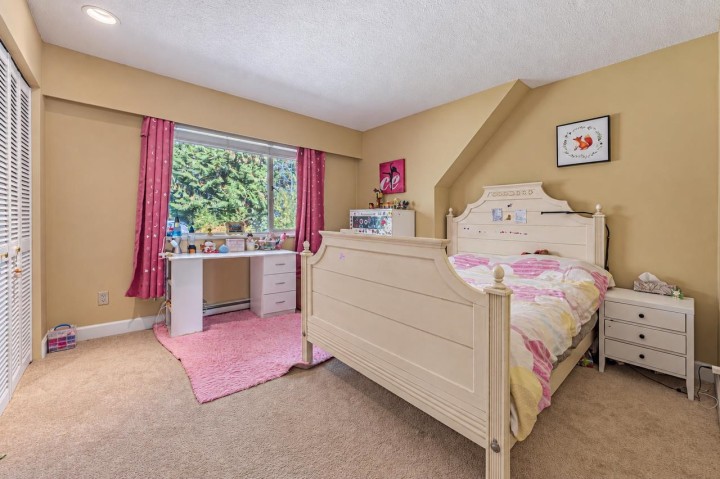 Photo 25 at 4707 Meadfeild Road, Caulfeild, West Vancouver
