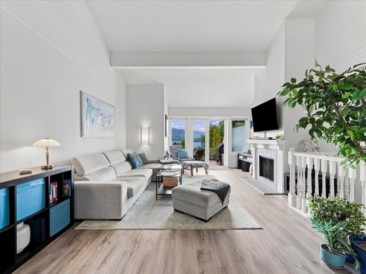 Photo 2 at 16 - 1620 Balsam Street, Kitsilano, Vancouver West