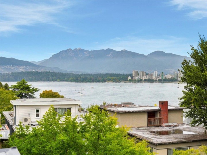 Photo 7 at 16 - 1620 Balsam Street, Kitsilano, Vancouver West