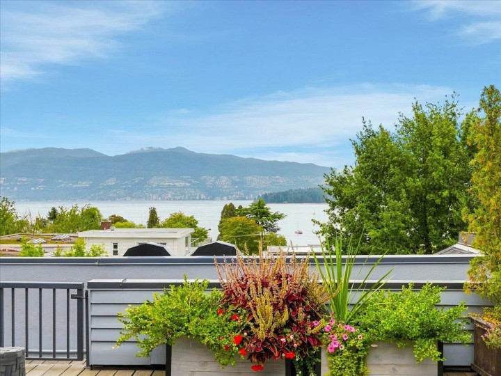 Photo 9 at 16 - 1620 Balsam Street, Kitsilano, Vancouver West