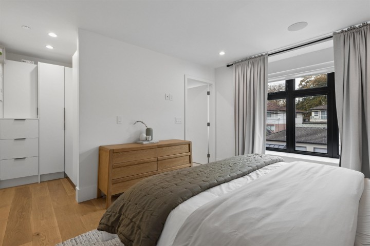 Photo 23 at 1014 E 16th Avenue, Fraser VE, Vancouver East