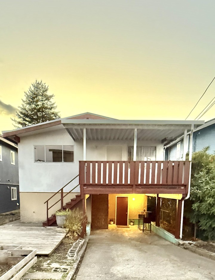 Photo 12 at 3850 Lillooet Street, Renfrew Heights, Vancouver East