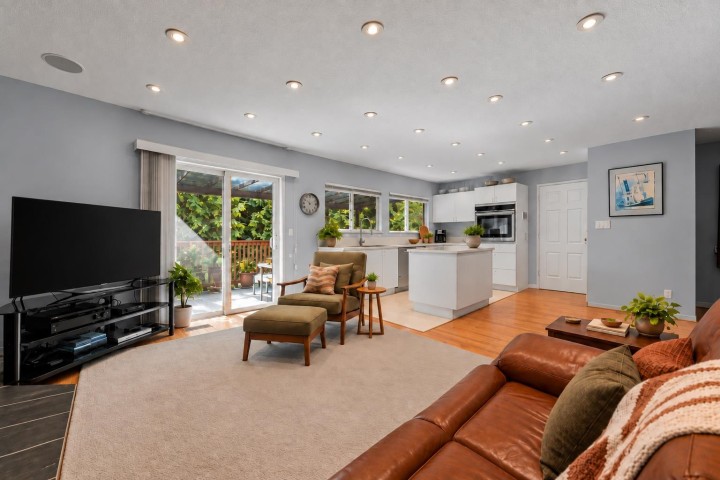 Photo 19 at 6250 Summit Avenue, Gleneagles, West Vancouver
