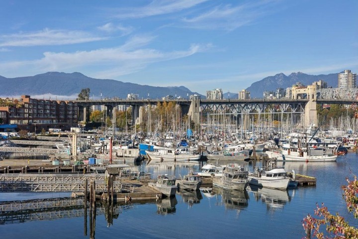 Photo 15 at 305 - 1551 Mariner Walk, False Creek, Vancouver West