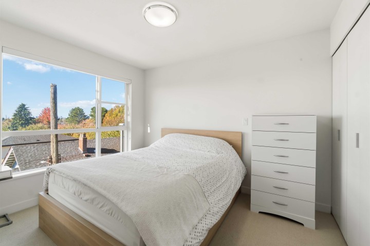 Photo 6 at 305 - 2888 E 2nd Avenue, Renfrew VE, Vancouver East