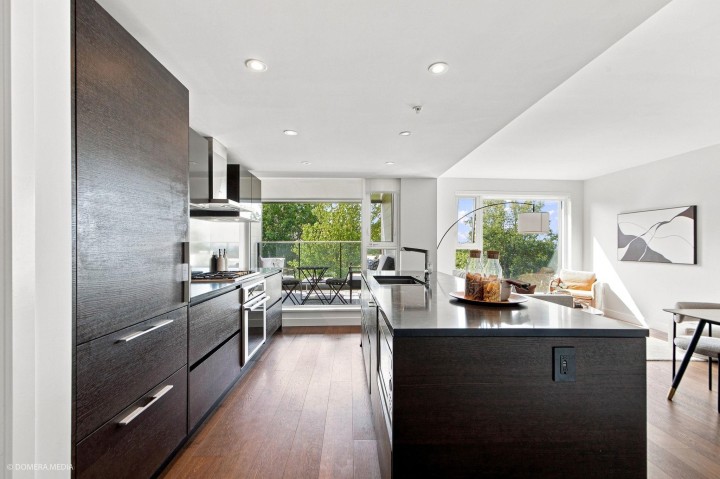 Photo 5 at 507 - 1571 W 57th Avenue, South Granville, Vancouver West
