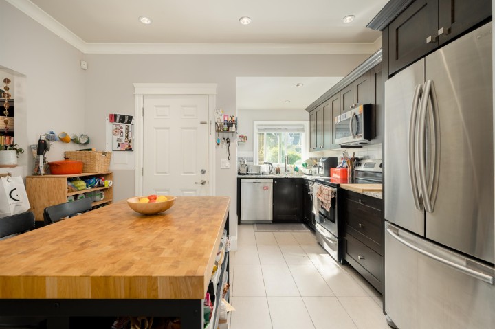 Photo 13 at 518 E 11th Avenue, Mount Pleasant VE, Vancouver East