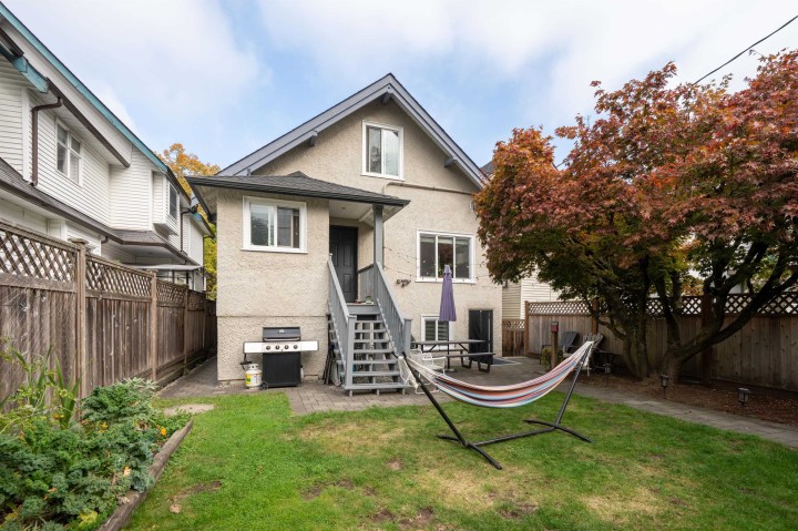 Photo 29 at 518 E 11th Avenue, Mount Pleasant VE, Vancouver East