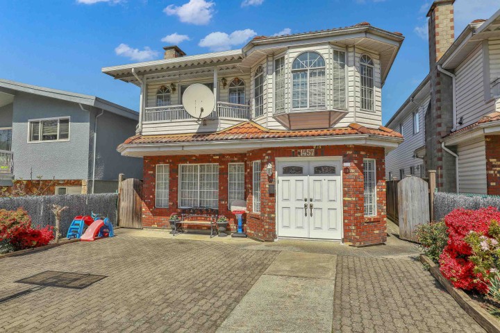 Photo 2 at 1457 E 18th Avenue, Knight, Vancouver East
