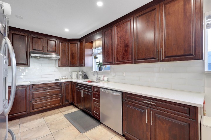 Photo 11 at 1457 E 18th Avenue, Knight, Vancouver East