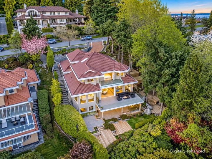 Photo 6 at 1560 Chippendale Court, Canterbury WV, West Vancouver