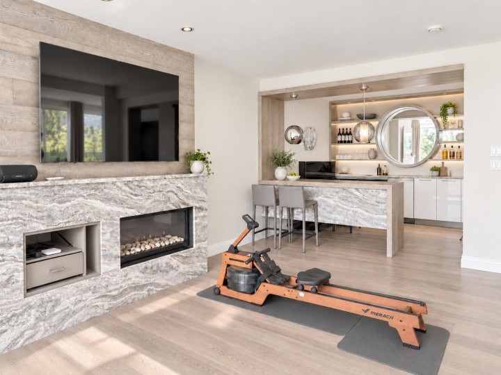 Photo 32 at 1560 Chippendale Court, Canterbury WV, West Vancouver