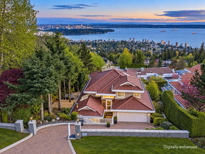 Photo 5 at 1560 Chippendale Court, Canterbury WV, West Vancouver