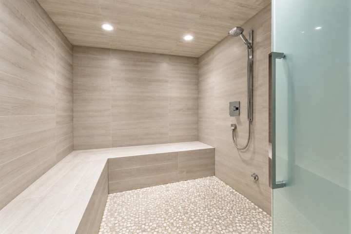 Photo 34 at 1560 Chippendale Court, Canterbury WV, West Vancouver