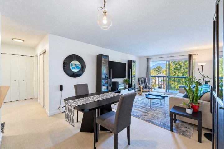 Photo 3 at 312 - 2320 Trinity Street, Hastings, Vancouver East