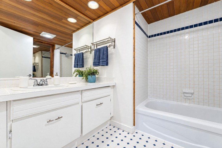 Photo 18 at 312 - 2320 Trinity Street, Hastings, Vancouver East