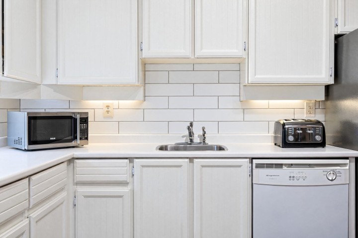 Photo 11 at 312 - 2320 Trinity Street, Hastings, Vancouver East