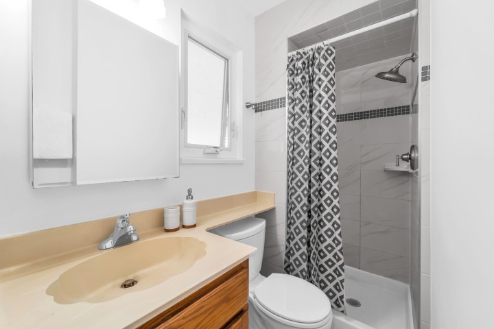 Photo 10 at 8377 Shaughnessy Street, Marpole, Vancouver West