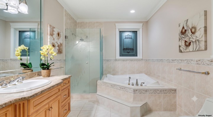 Photo 8 at 3395 Thompson Crescent, Westmount WV, West Vancouver