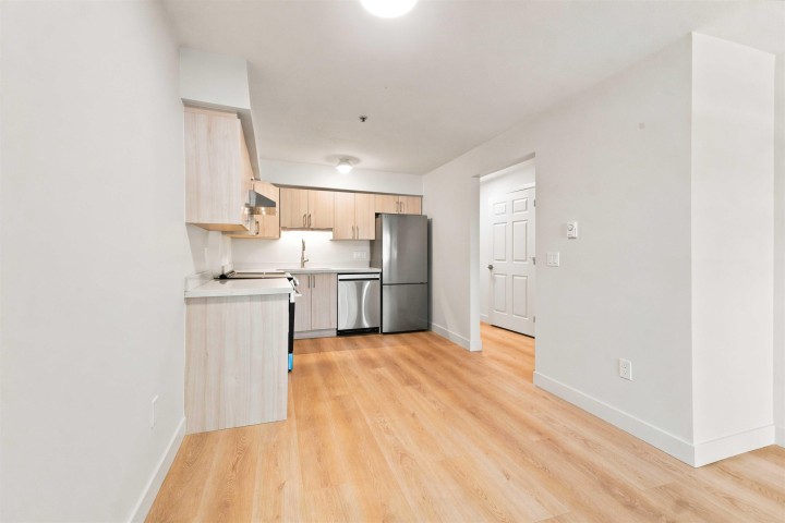 Photo 23 at 301 - 2928 Commercial Drive, Grandview Woodland, Vancouver East