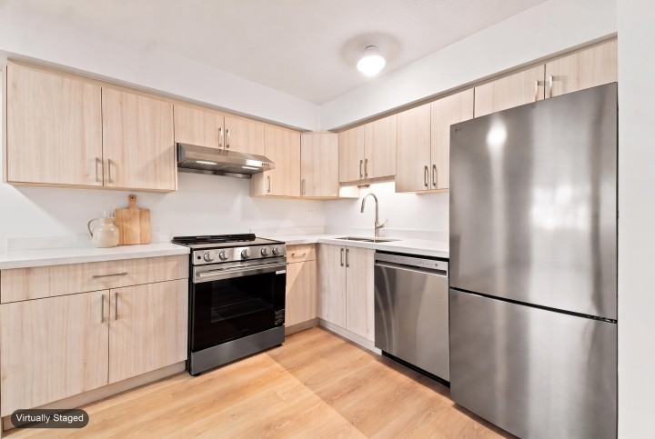 Photo 7 at 301 - 2928 Commercial Drive, Grandview Woodland, Vancouver East