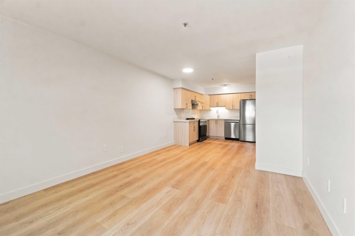 Photo 19 at 301 - 2928 Commercial Drive, Grandview Woodland, Vancouver East