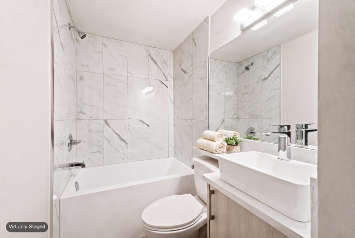 Photo 8 at 301 - 2928 Commercial Drive, Grandview Woodland, Vancouver East