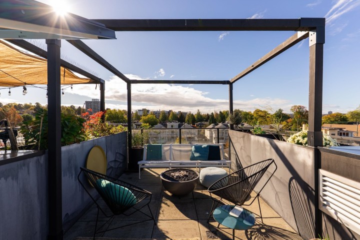 Photo 7 at 309 - 1647 E Pender Street, Hastings, Vancouver East
