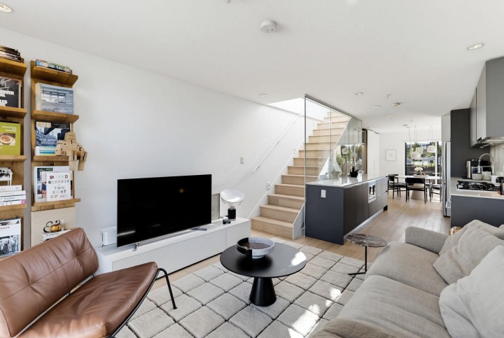 Photo 1 at 309 - 1647 E Pender Street, Hastings, Vancouver East